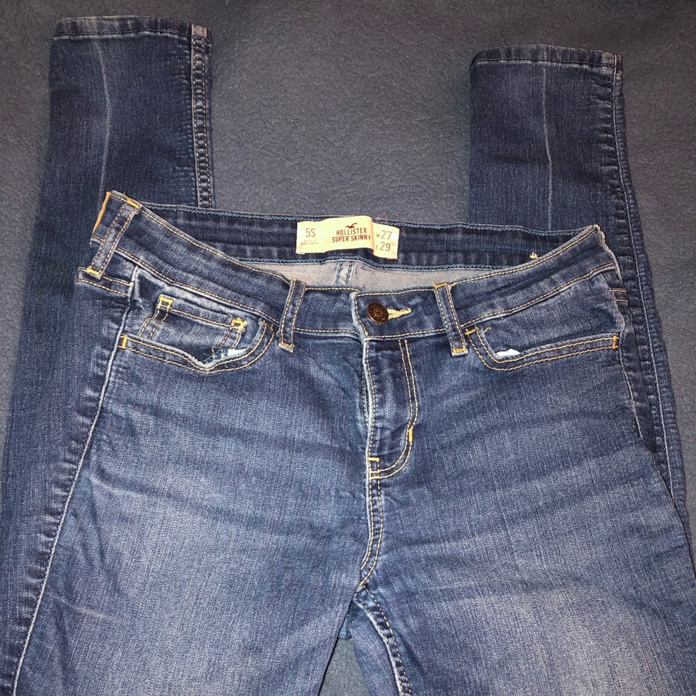 Hollister skinny blue jeans